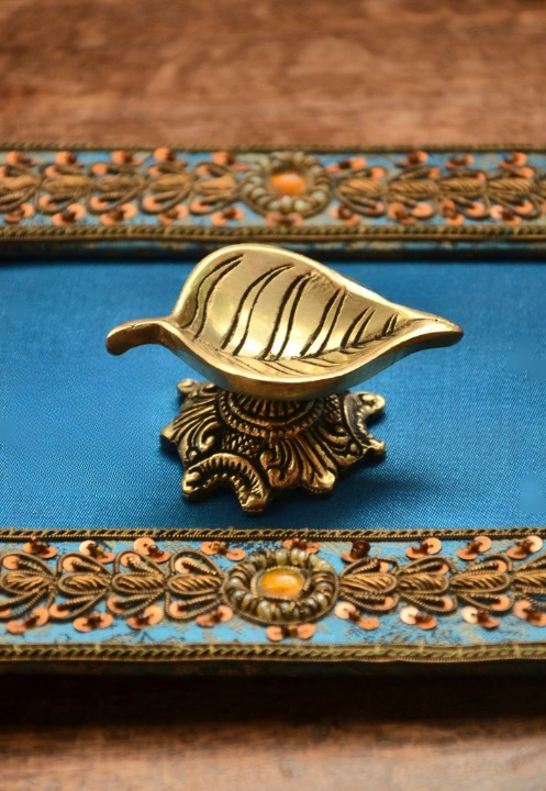 Peepal Leaf Brass Diya