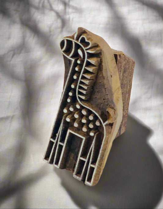 Dotty Giraffe- Hand-carved Animal Wooden Stamp || Wooden Tabletop Decor || Blockprinting Stamp || Pottery & Henna Stamp II Scrapbooking